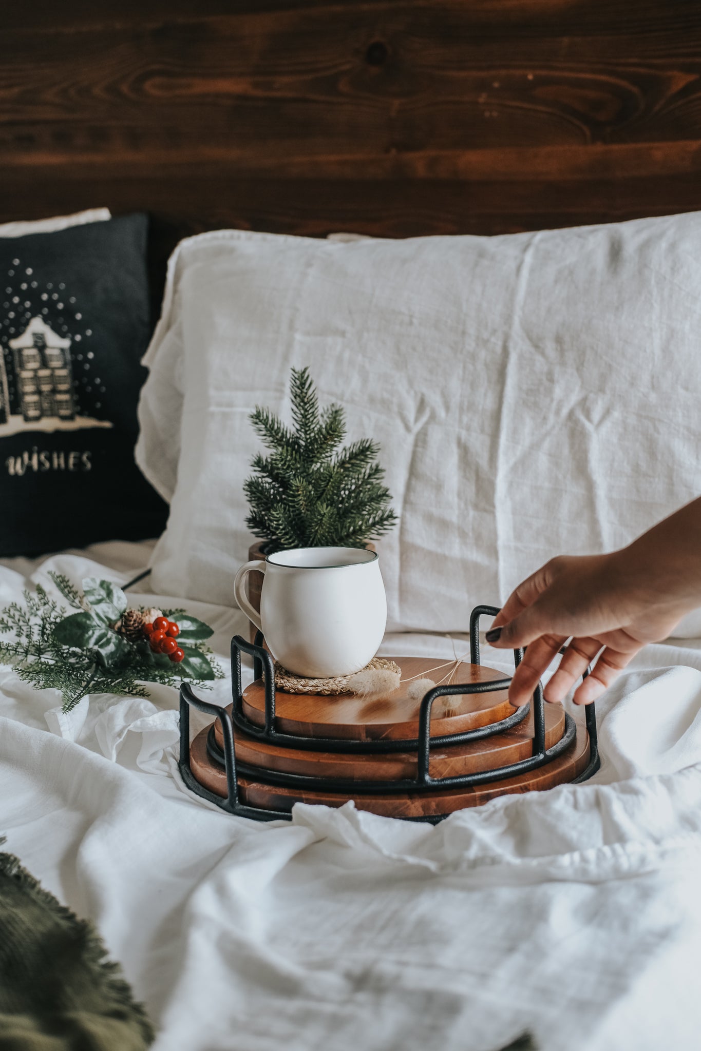 Artisan Side-Handled Round Trays