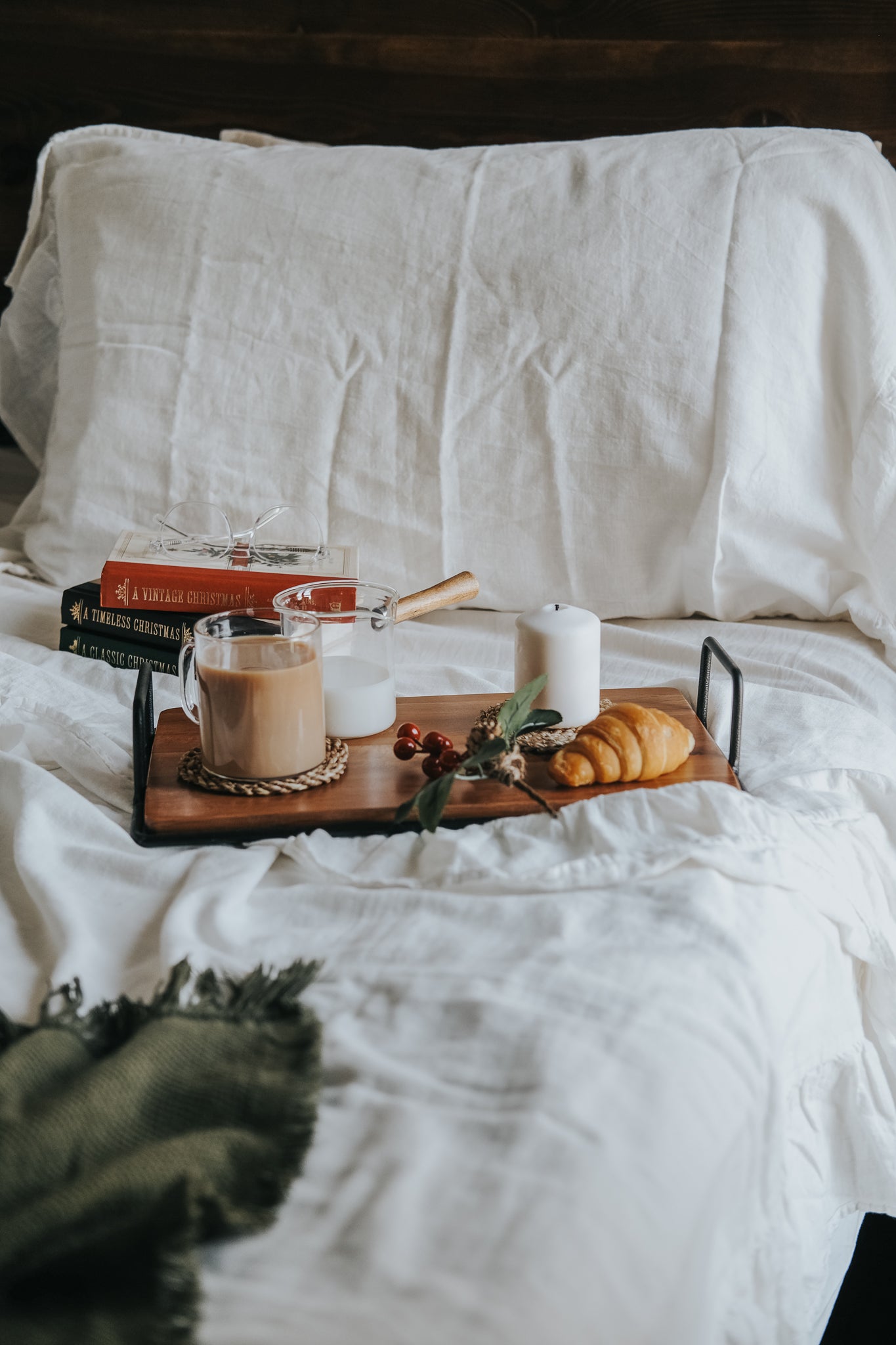 Artisan Side-Handled Rectangular Trays