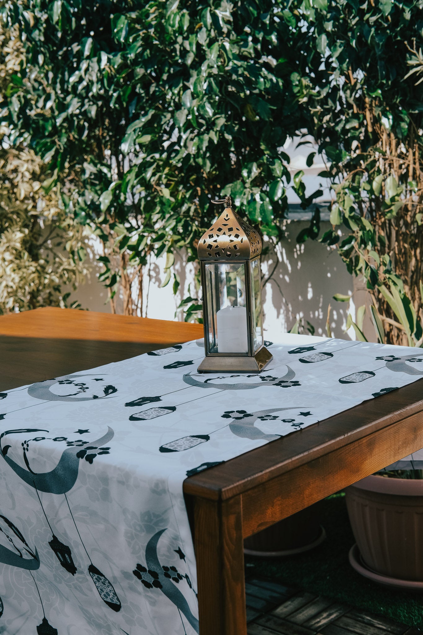 Ramadan Crescents Runner