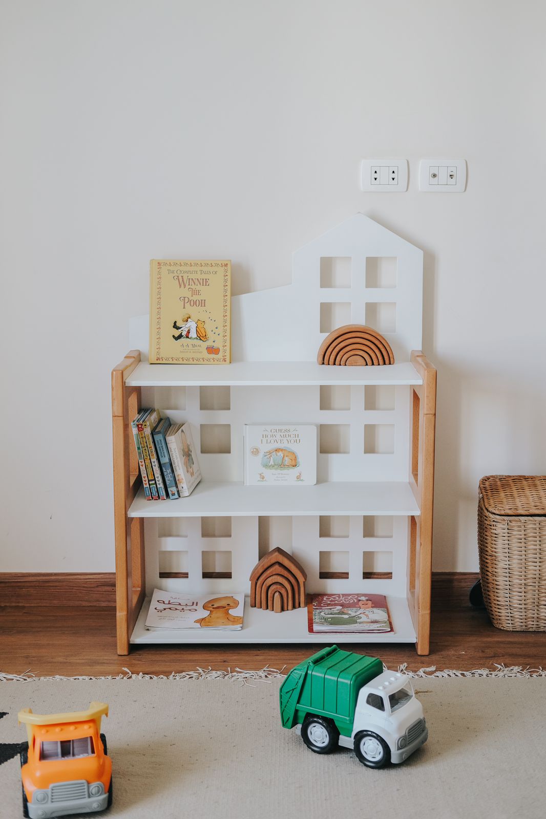 StoryHouse Bookshelf