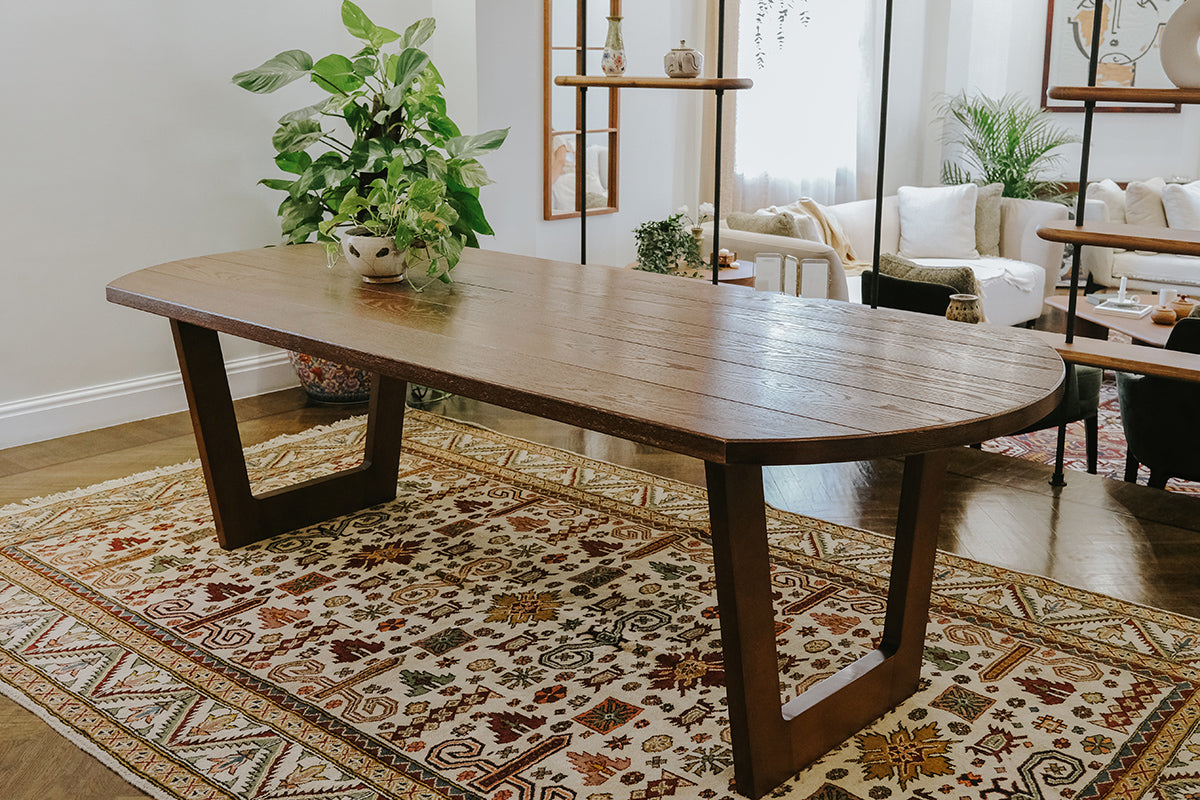 Oak Majesty Dining Table