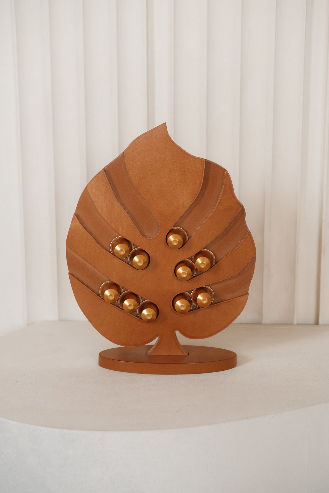 Leaf Capsules Holder