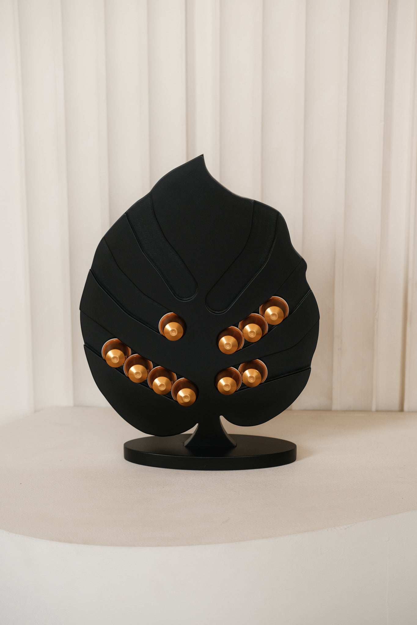 Leaf Capsules Holder