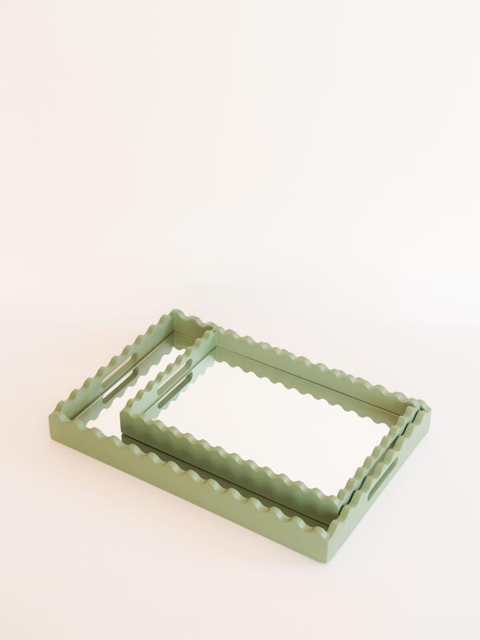 Fine Scallop Serving Tray