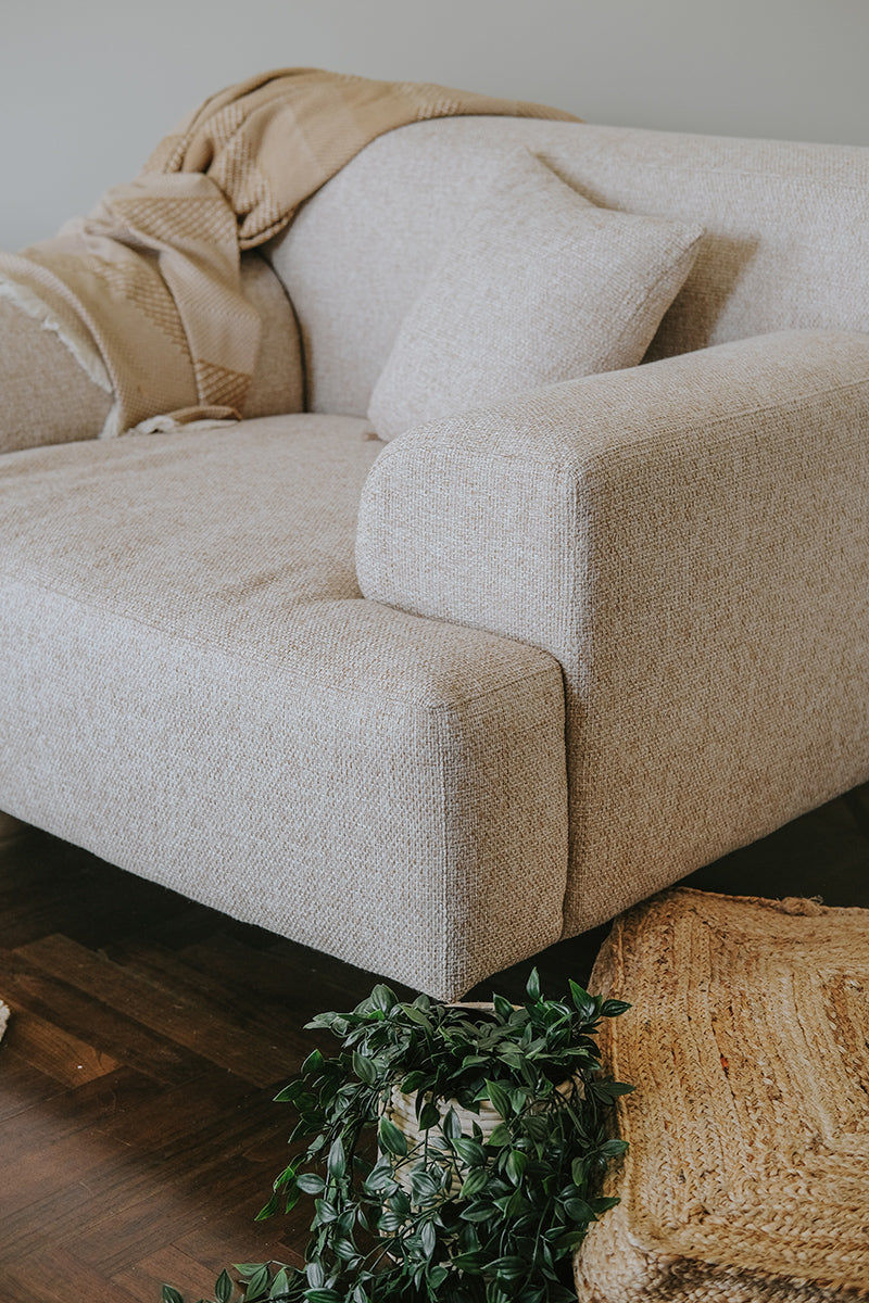 Chill Loveseat